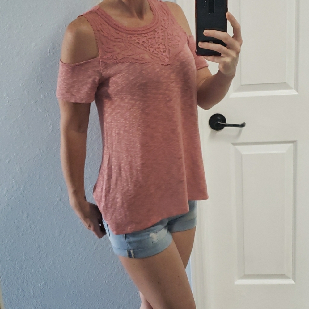 Cold shoulder top